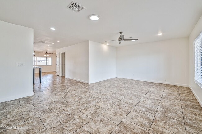Foto del edificio - 3804 S Dorsey Ln