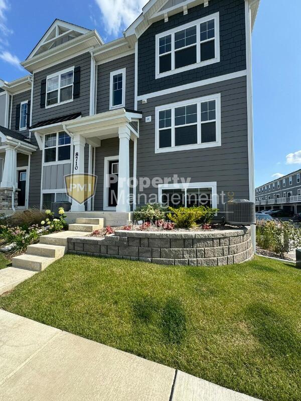 Building Photo - 8710 Larkspur Ln
