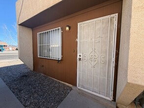 Building Photo - 1125 Louisiana Blvd SE