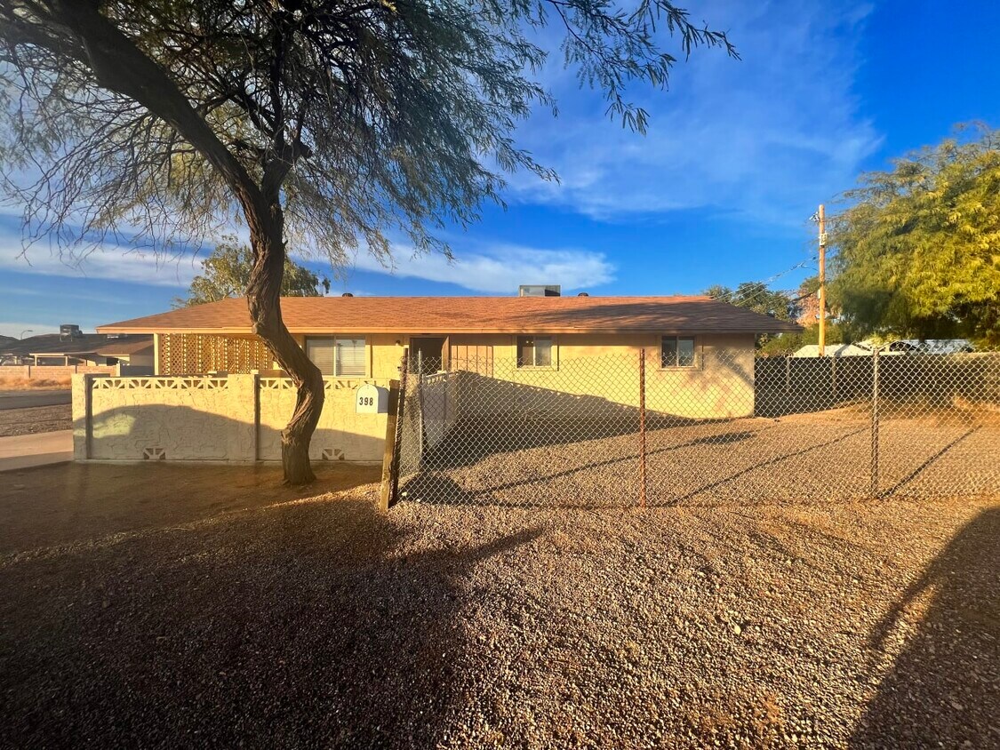 398 W 20th Ave House Rental in Apache Junction, AZ