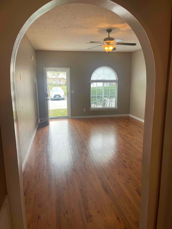 Building Photo - 827 Spence Enclave Ln