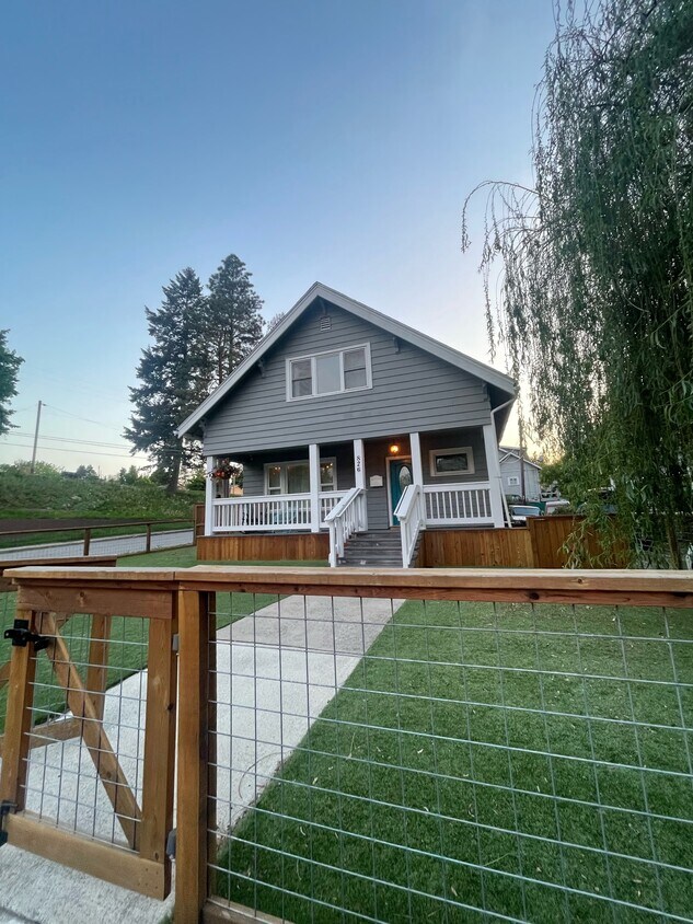 Foto principal - 826 S Ivory St