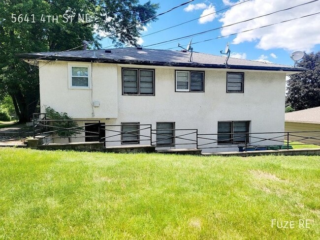 Building Photo - 5641 4th St NE