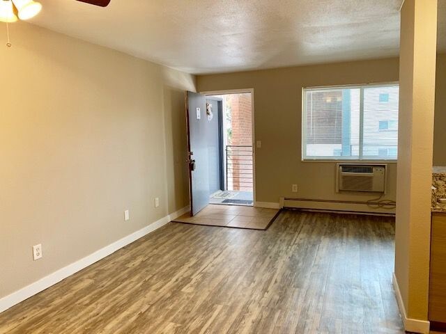 Building Photo - Lovely Studio near Cherry Creek