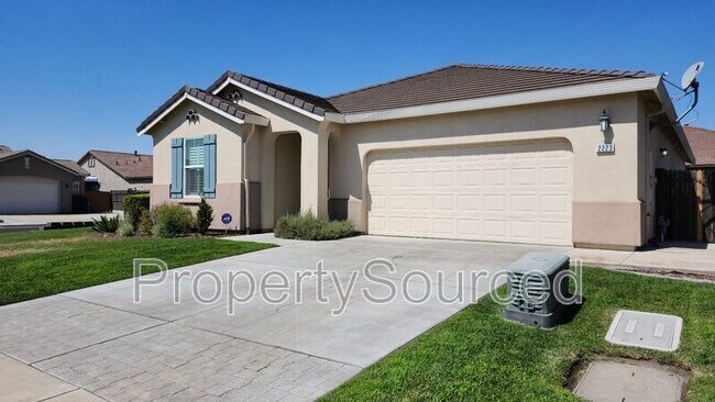 Building Photo - 2223 Ravenbrook Ln