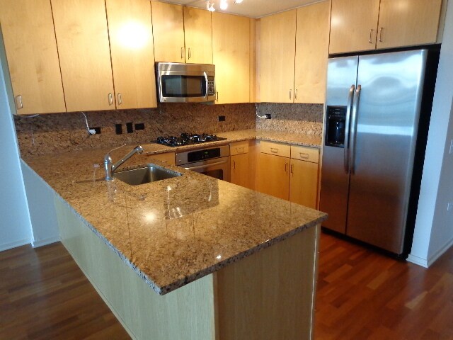 Building Photo - 9725 Woods Dr