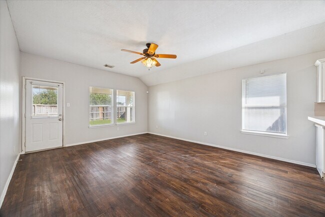 Foto del edificio - 448 Sandstone Creek Ln