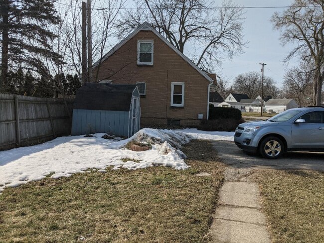 Building Photo - 3227 Osler Ct