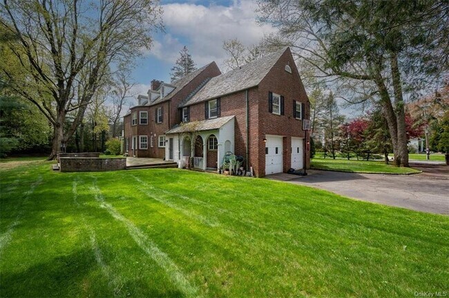 Foto del edificio - 153 Morris Ln S