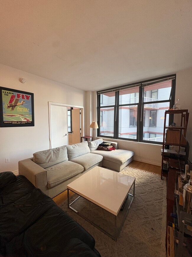 Foto del edificio - 2120 Vermont Ave NW