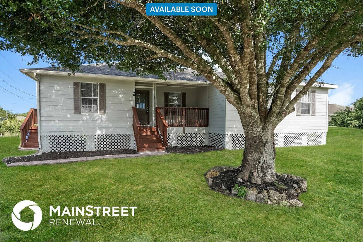 Primary Photo - 1301 Olive Ave N