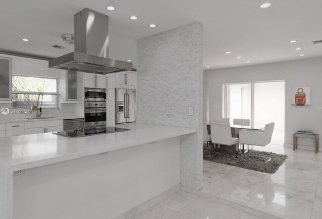 Foto del edificio - 1230 NE 83rd St