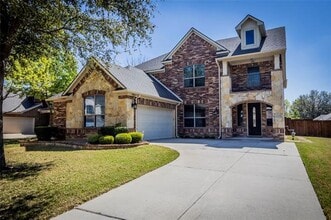 Building Photo - 2931 Bandera