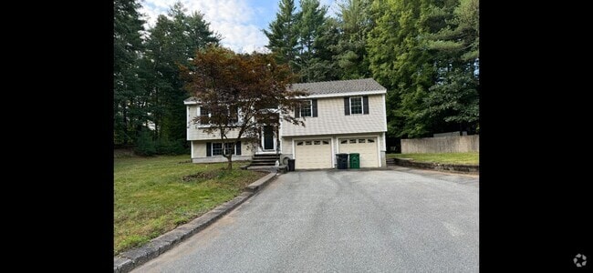 Building Photo - 76 Groton Rd