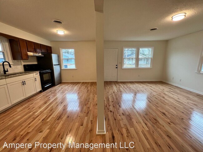 Building Photo - 3 br, 1 bath House - 5320 Spriggs St