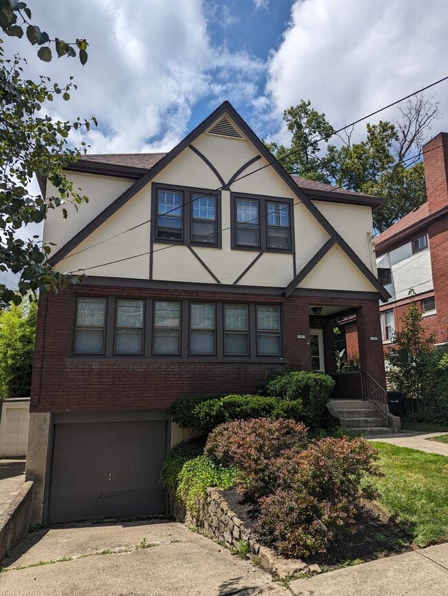Building Photo - 1307 Paxton Ave