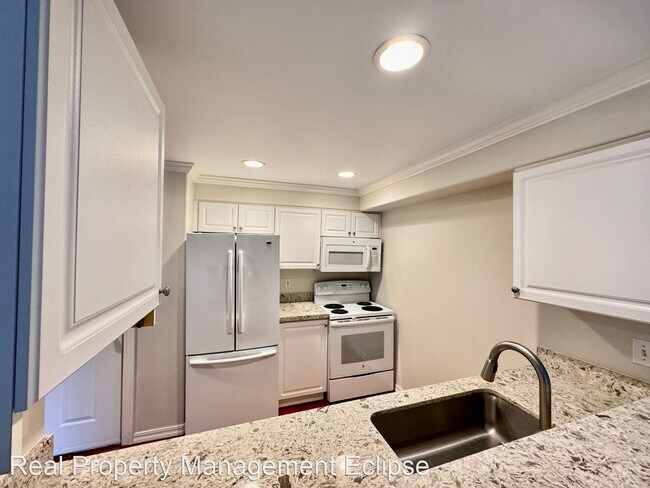 Building Photo - 2 br, 2 bath House - 18621 Blueberry Ln Un...