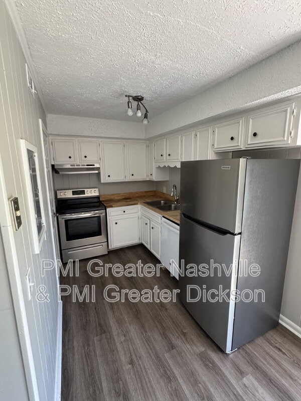 Building Photo - 735 McPherson Dr