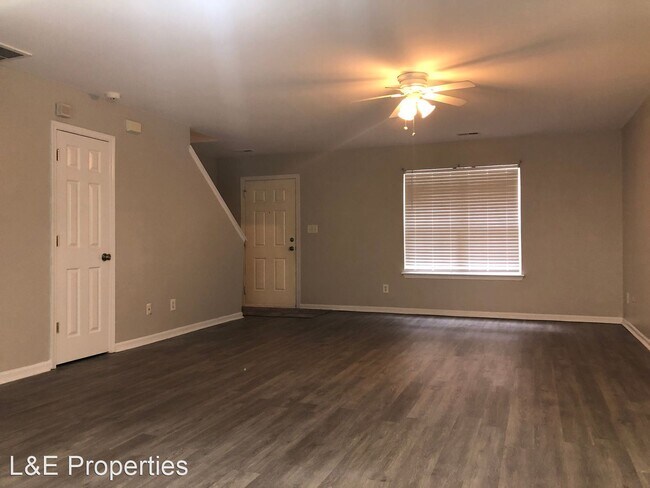 Building Photo - 3 br, 2.5 bath House - 6635 Nevin Glen Drive