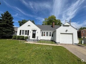 Building Photo - 609 Gladys Dr