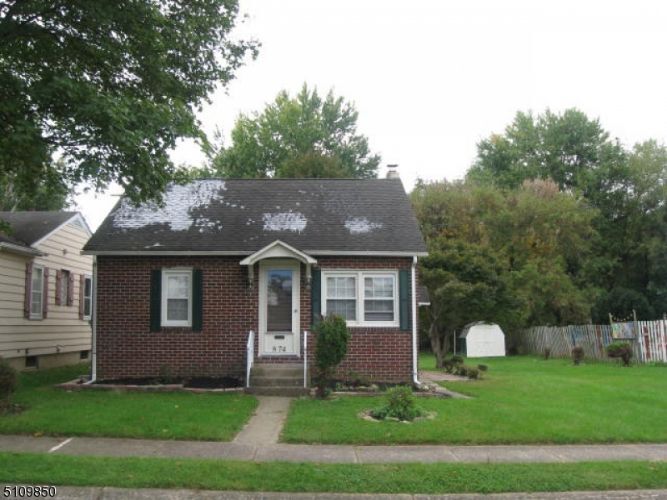 Primary Photo - 874 Hill St