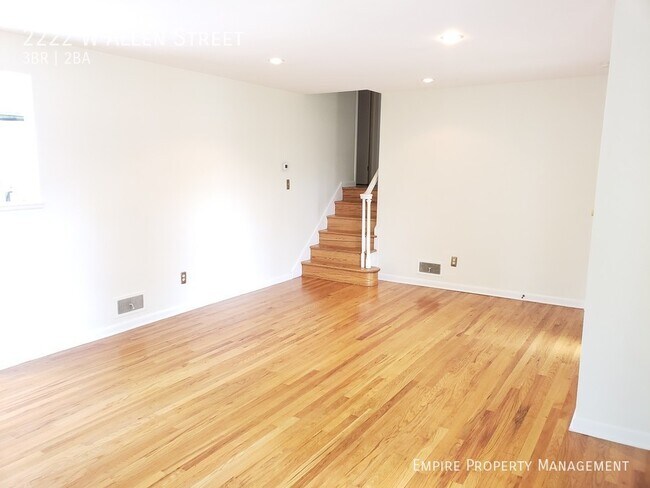 Building Photo - 3 Bedroom 2 Bathroom Home in West Allentown!