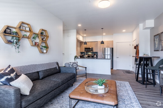 Interior Photo - Cypress