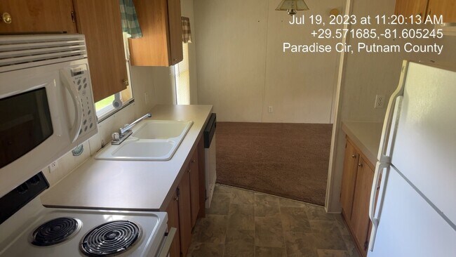 Building Photo - 312 Paradise Cir