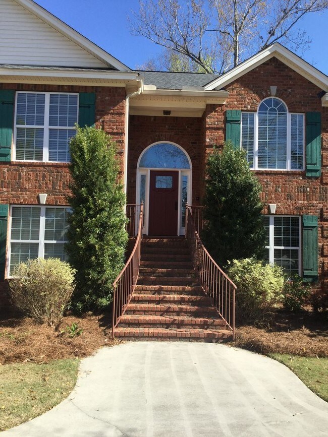 Building Photo - 305 Windsong Drive Buckhead Community