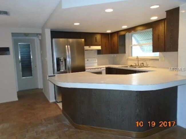 Building Photo - 9521 Gray Fox Ln