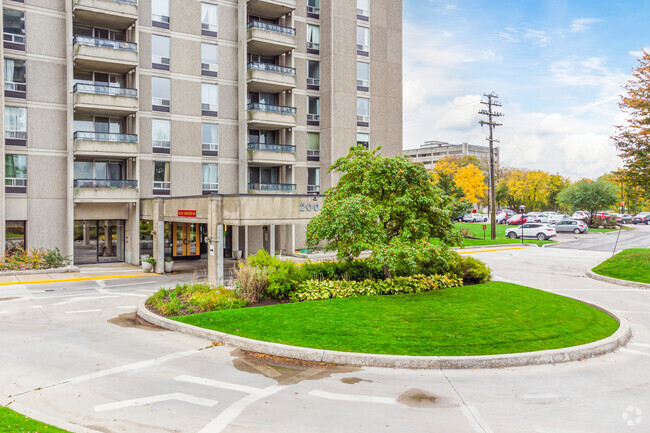 Photo du bâtiment - Island Park Towers III