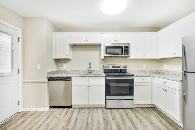 Building Photo - 5 Wellspring Point