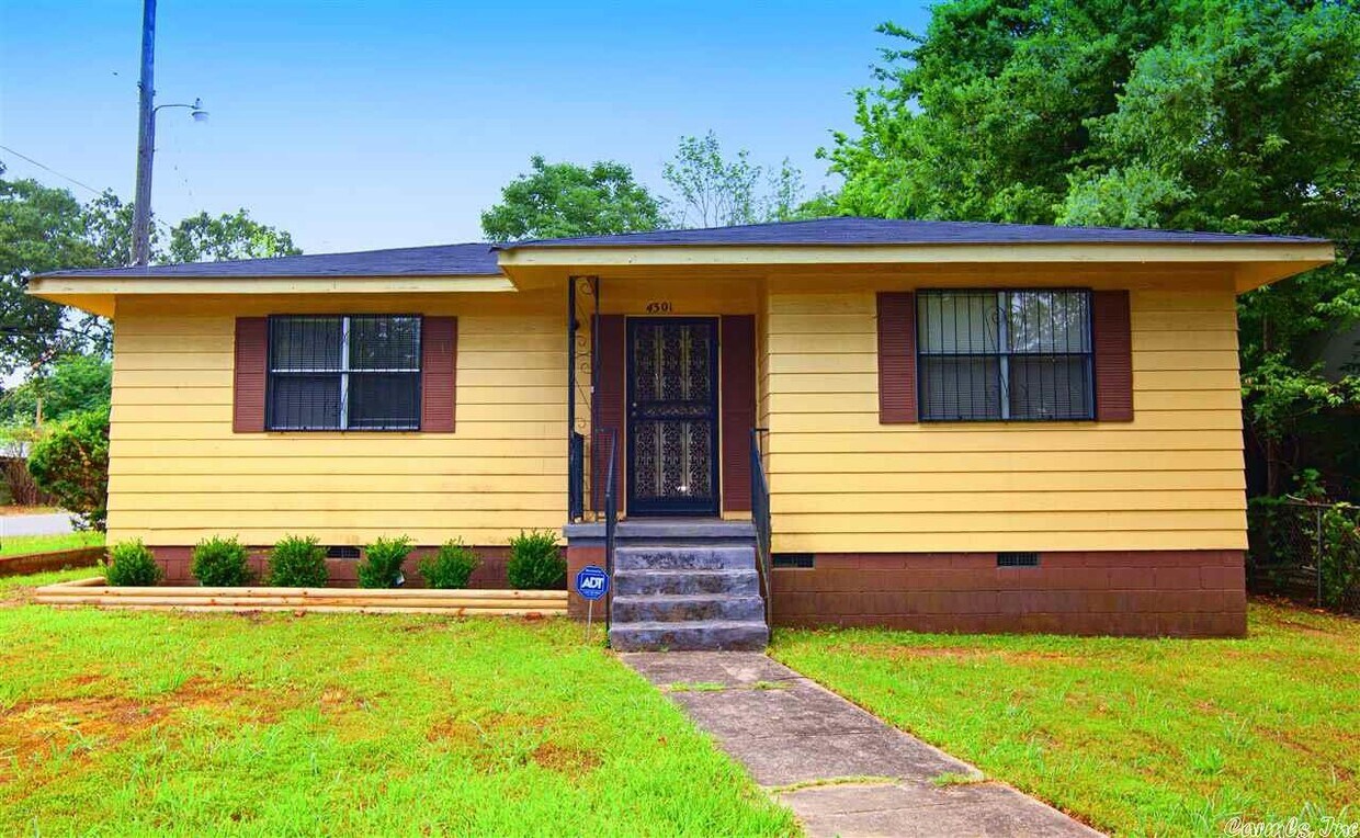 Foto principal - 4301 W 16th St
