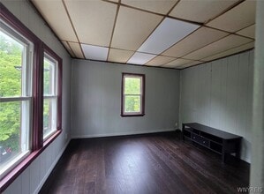 Building Photo - 1037 Walden Ave