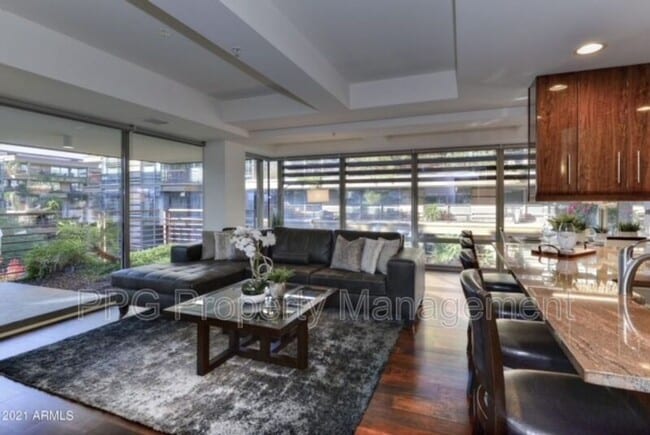 Foto del edificio - 7141 E Rancho Vista Dr