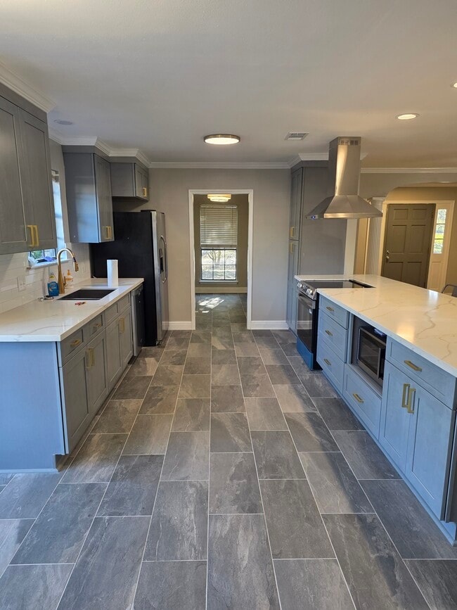 Foto del edificio - 12233 Park Lawn Ave