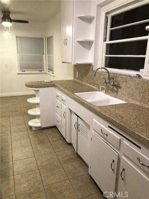 Building Photo - 4131 Verdugo Rd