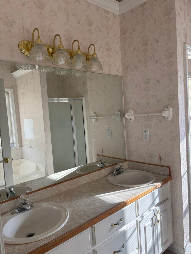 Foto del edificio - 1460 Scenic Brook Trl SW