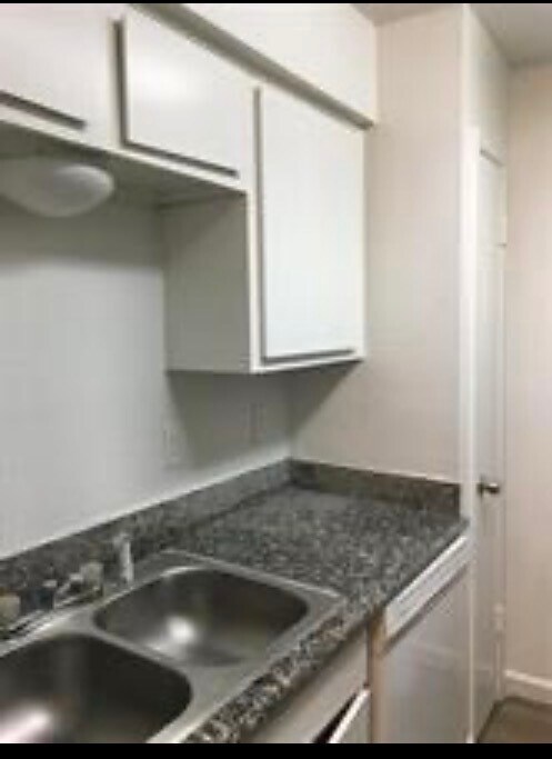 Foto del edificio - 6200 W Tidwell Rd