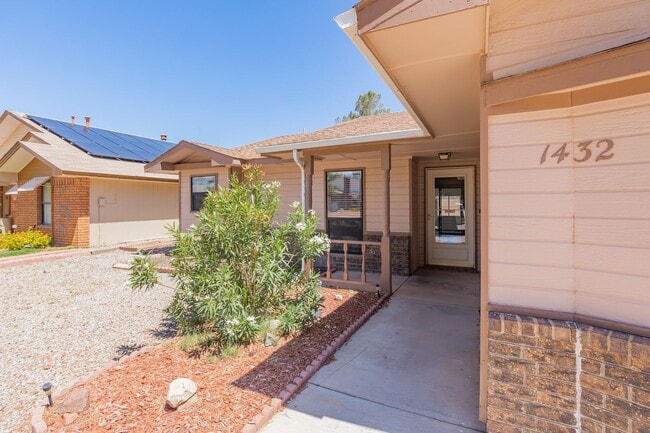 Foto del edificio - 3 Bedroom 2 Bath Home