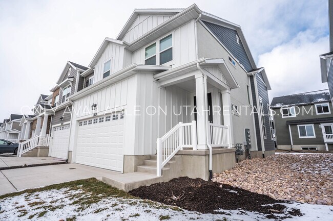 Building Photo - 3678 Big Horn Dr