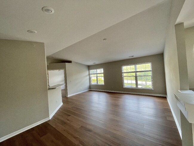 Foto del edificio - 301 Skyview Ct