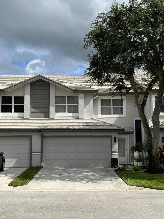 Foto del edificio - 7740 Stone Harbour Dr