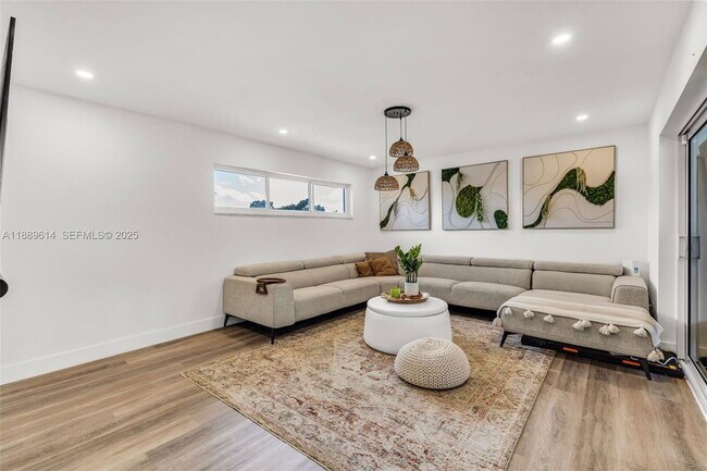 Foto del edificio - 10971 SW 177th St