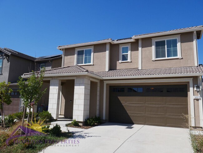 Foto del edificio - Modern Two-story 4 Bed 3 Bath 2,786 sqft F...