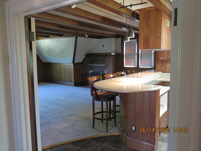 Foto del edificio - 2659 N Summit Ave