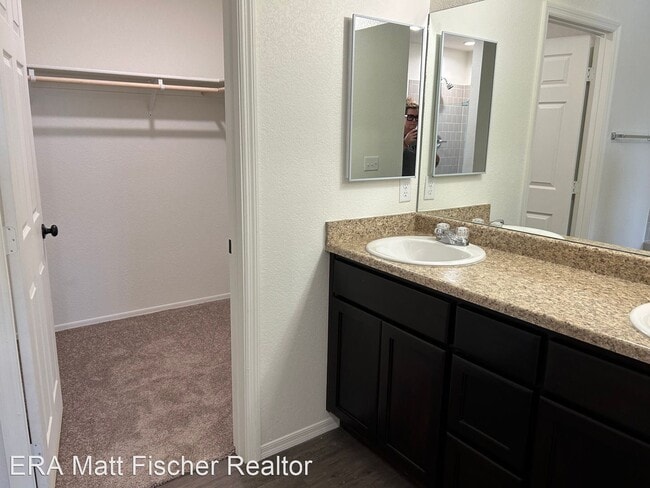Building Photo - 4 br, 3 bath House - 7347 E 38th St