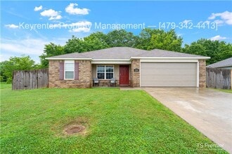 Building Photo - 1106 S Spritz Dr