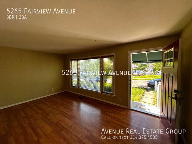 Building Photo - 5265 Fairview Ave