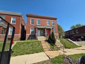 Building Photo - 3131 Keokuk St
